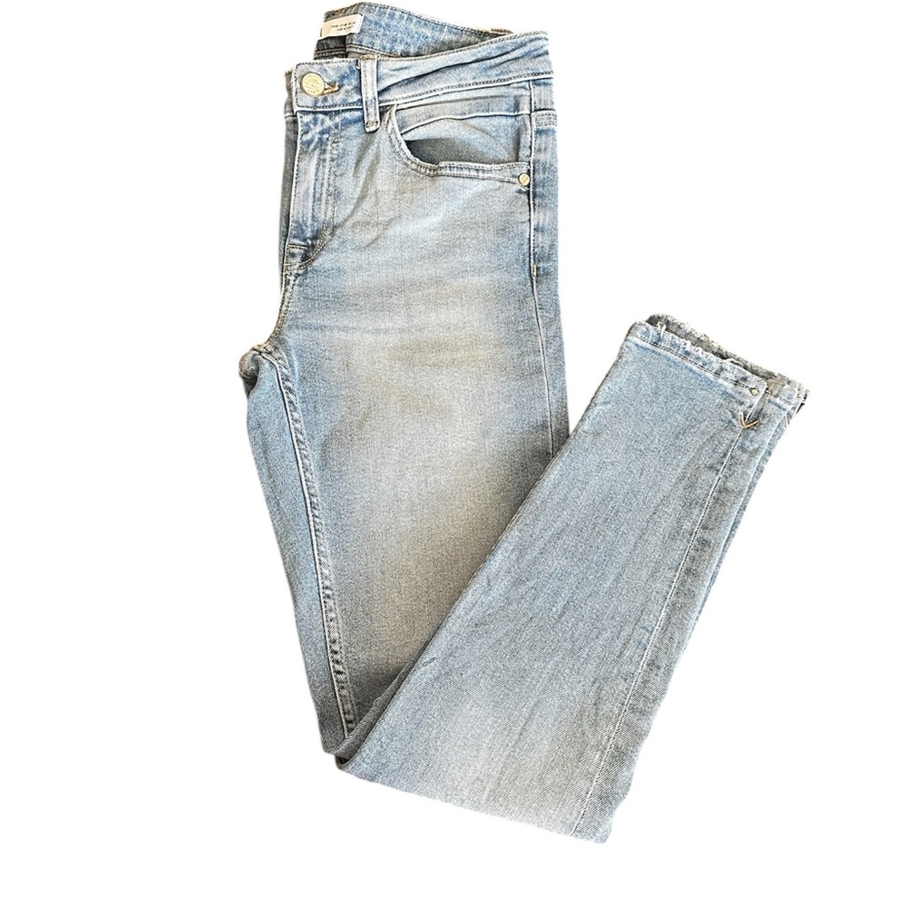 Zara Light Wash Skinny Jeans Women’s Size 6 | Classic Everyday Denim
